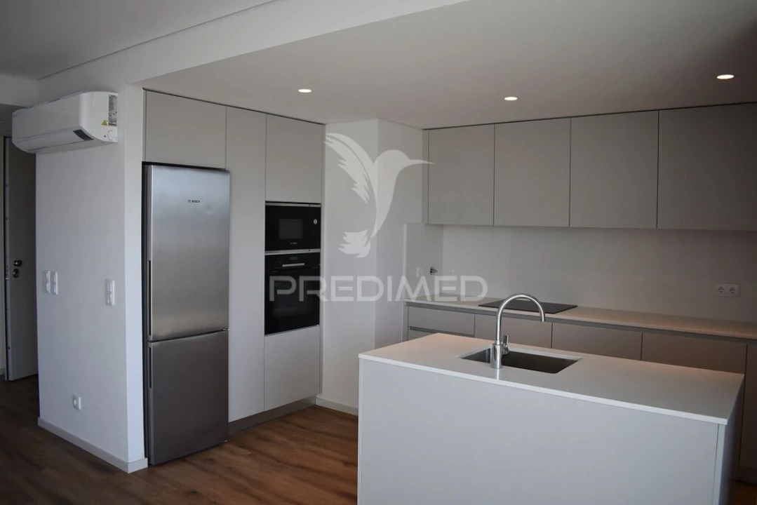Apartamento T2 para Venda em Mafamude e Vilar do Paraíso Foto 2