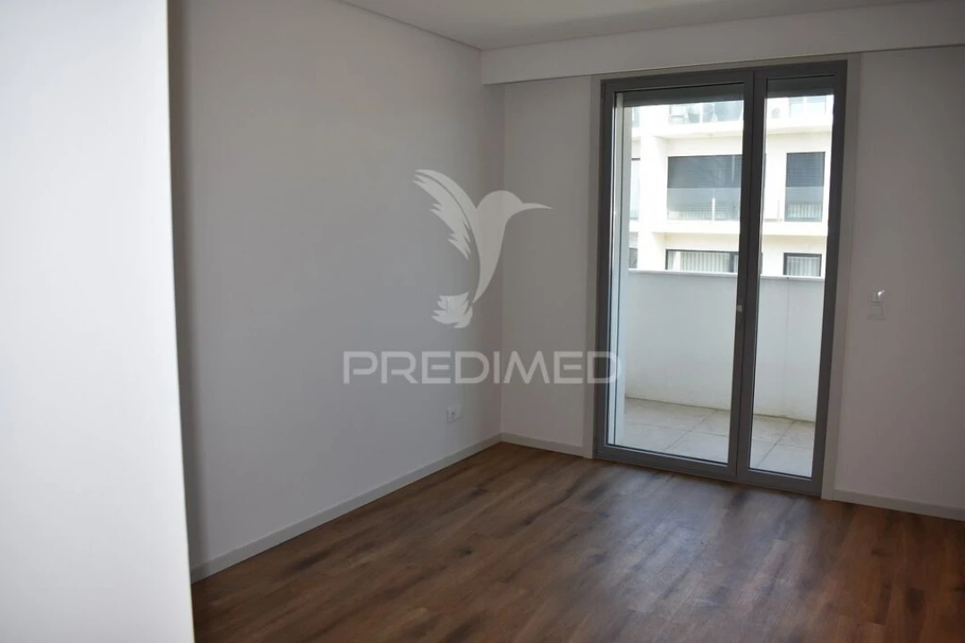 Apartamento T2 para Venda em Mafamude e Vilar do Paraíso Foto 17