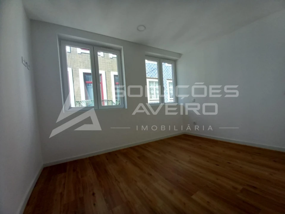 Apartamento T2 para Venda em Glória e Vera Cruz Foto 5