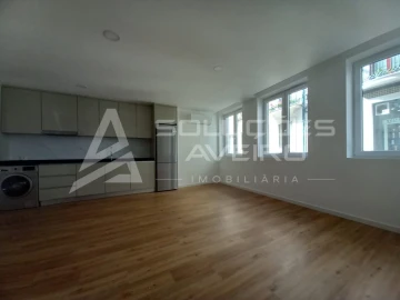 Apartamento T2 para Venda em Glória e Vera Cruz