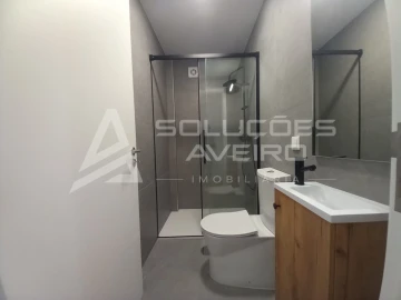 Apartamento T2 para Venda em Glória e Vera Cruz
