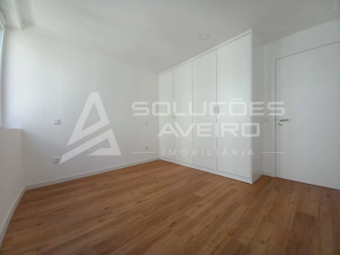 Apartamento T2 para Venda em Glória e Vera Cruz Foto 4