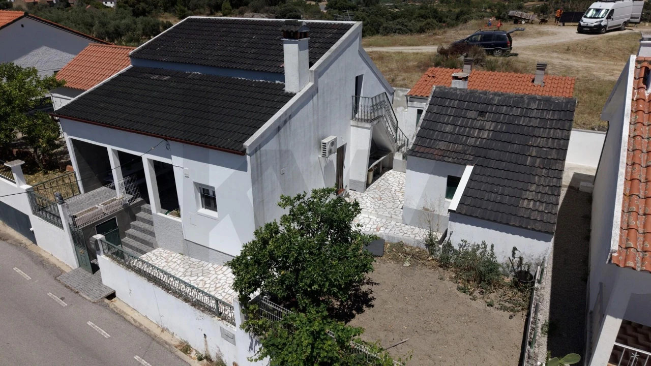 Moradia T3 para Venda em Orca Foto 4
