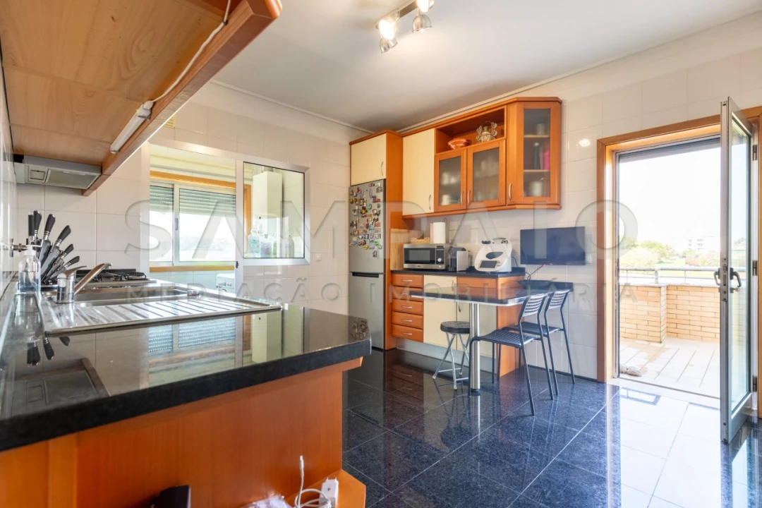Apartamento T3 para Venda em Fânzeres e São Pedro da Cova Foto 3