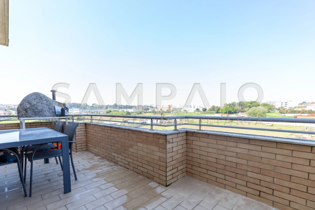 Apartamento T3 para Venda em Fânzeres e São Pedro da Cova Foto 6