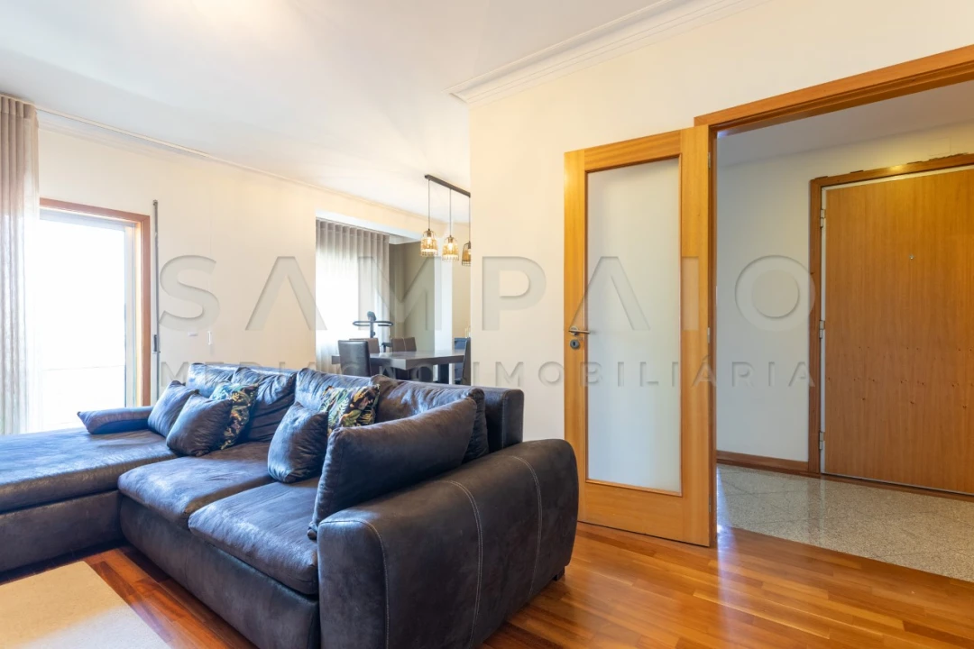 Apartamento T3 para Venda em Fânzeres e São Pedro da Cova Foto 14
