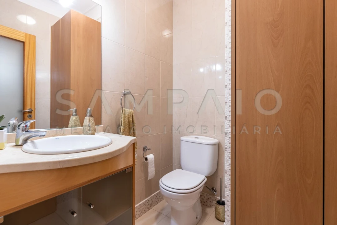 Apartamento T3 para Venda em Fânzeres e São Pedro da Cova Foto 30