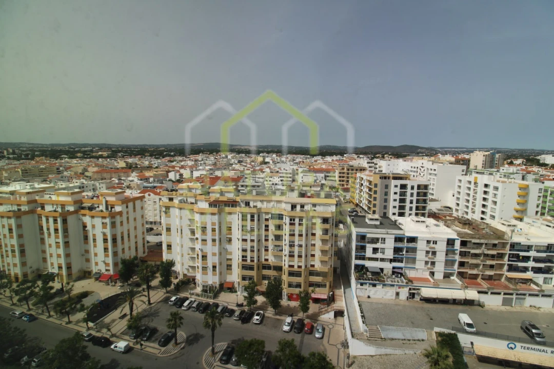 Apartamento T1 para Venda em Quarteira Foto 12