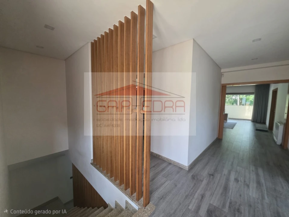 Moradia para Venda em Airães Foto 40