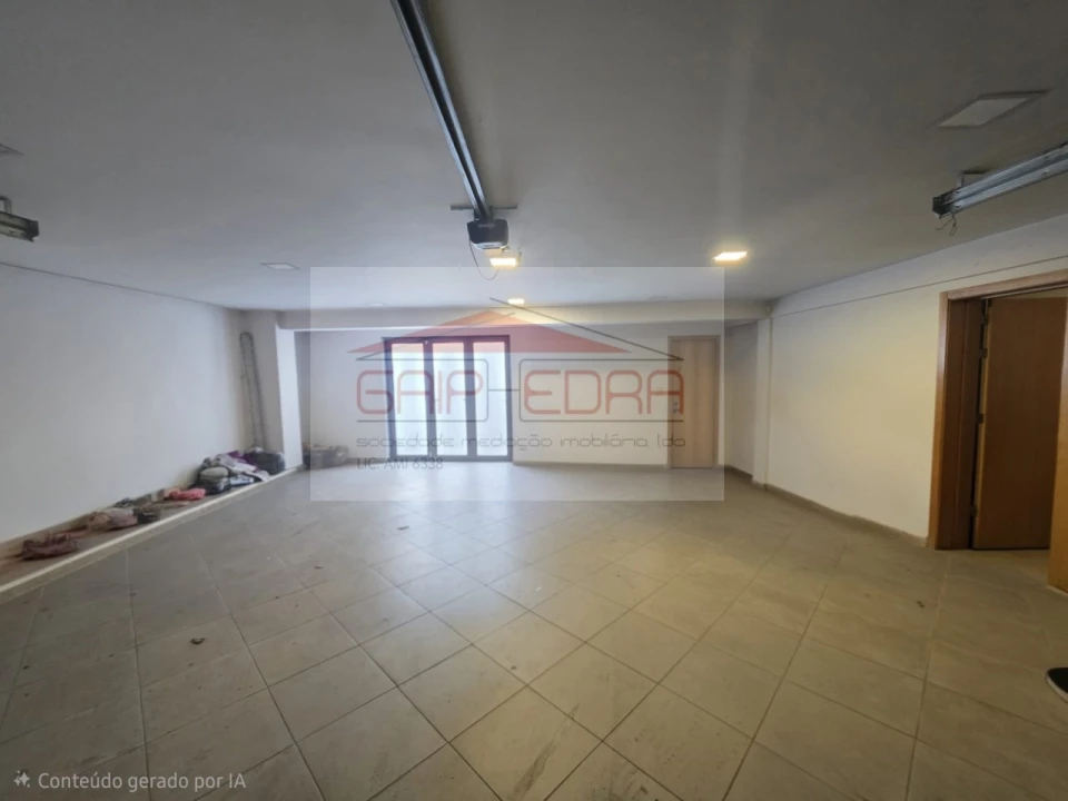Moradia para Venda em Airães Foto 19