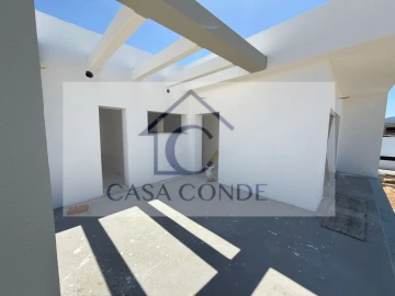 Moradia T4 para Venda em Azeitão (São Lourenço e São Simão)
