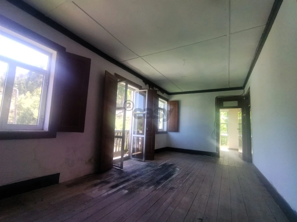 Moradia T4 para Venda em Lanhelas Foto 22
