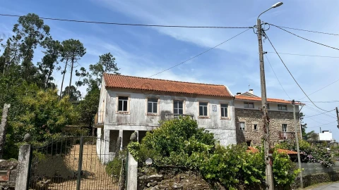 Moradia T4 para Venda em Lanhelas