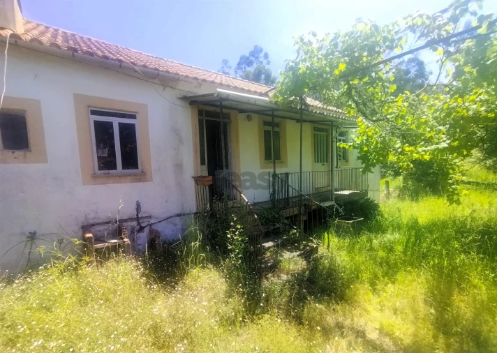 Moradia T4 para Venda em Lanhelas Foto 5