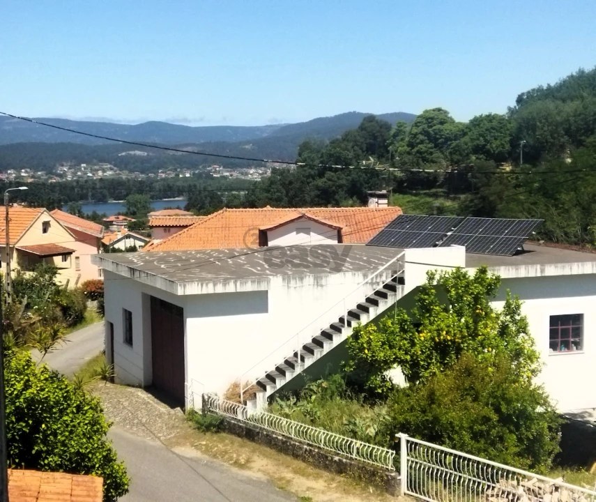 Moradia T4 para Venda em Lanhelas Foto 14