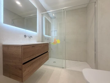Apartamento T4 para Venda em Tavarede