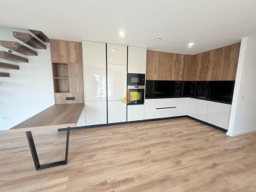 Apartamento T4 para Venda em Tavarede