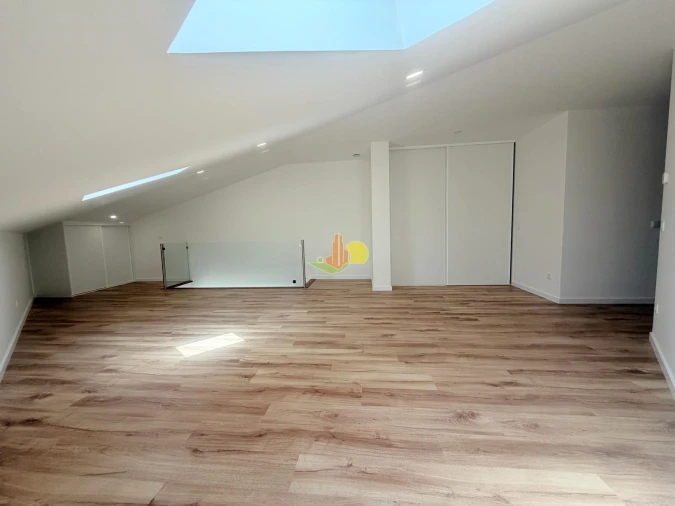 Apartamento T4 para Venda em Tavarede Foto 26