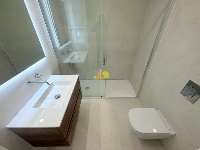 Apartamento T4 para Venda em Tavarede Foto 19