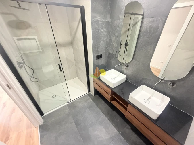 Apartamento T4 para Venda em Tavarede Foto 29