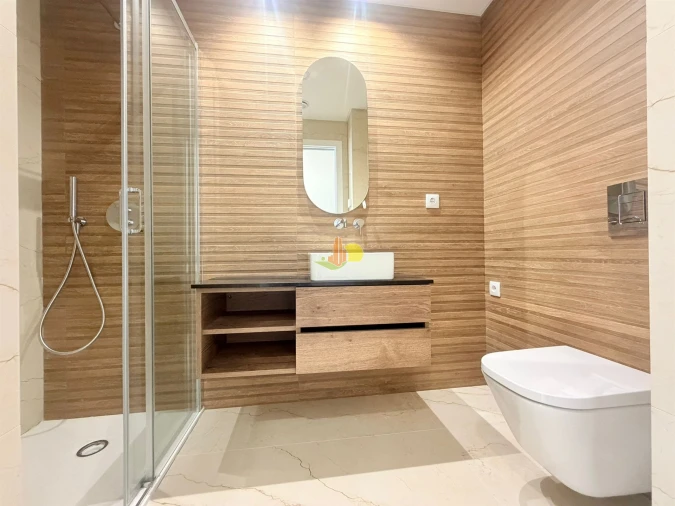 Apartamento T4 para Venda em Tavarede Foto 35