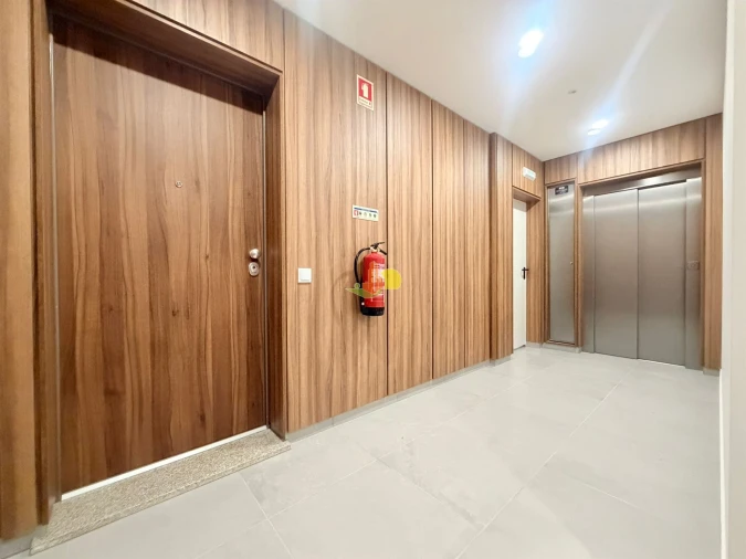 Apartamento T4 para Venda em Tavarede Foto 39