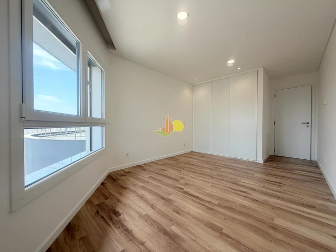 Apartamento T4 para Venda em Tavarede Foto 15