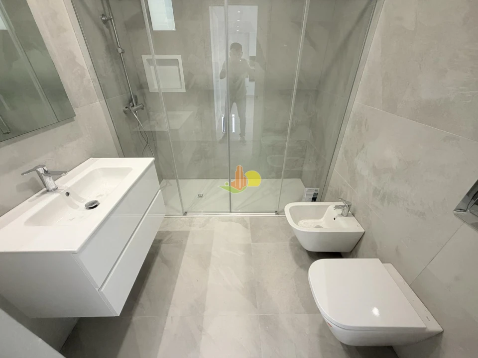Apartamento T1 para Venda em Buarcos Foto 18
