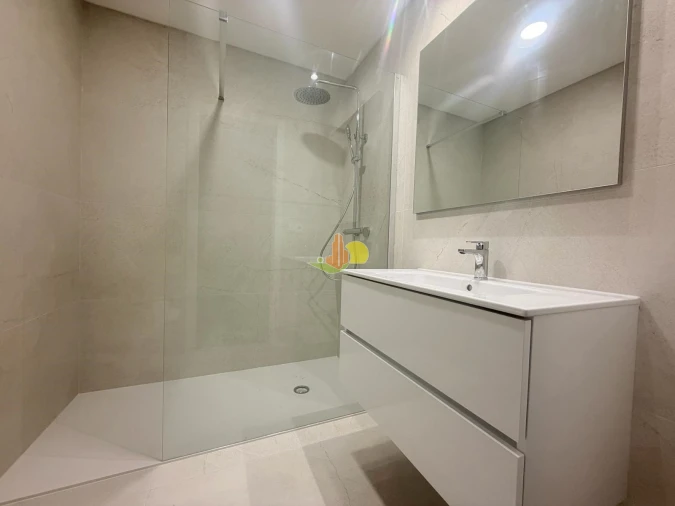 Apartamento T1 para Venda em Buarcos Foto 14