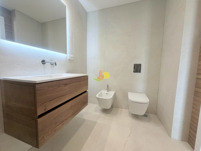 Apartamento T3 para Venda em Buarcos Foto 24