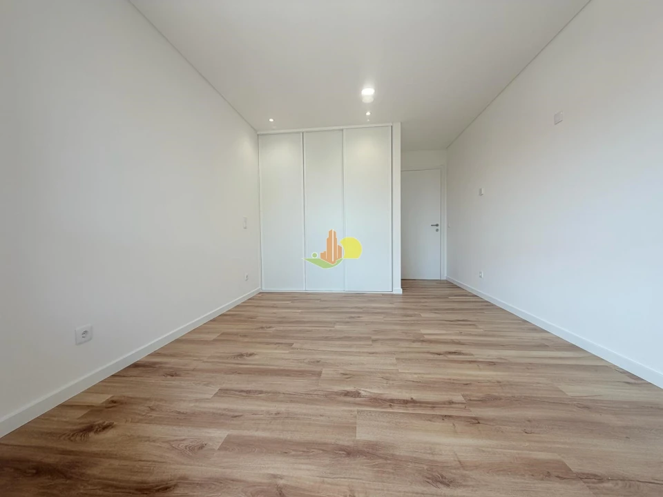 Apartamento T2 para Venda em Buarcos Foto 18