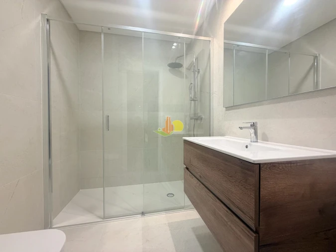 Apartamento T2 para Venda em Buarcos Foto 23