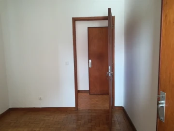 Apartamento T4 para Venda em Santo Antonio dos Olivais
