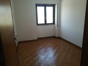 Apartamento T4 para Venda em Santo Antonio dos Olivais