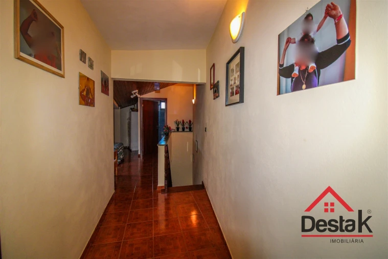Moradia T3 para Venda em Povolide Foto 21