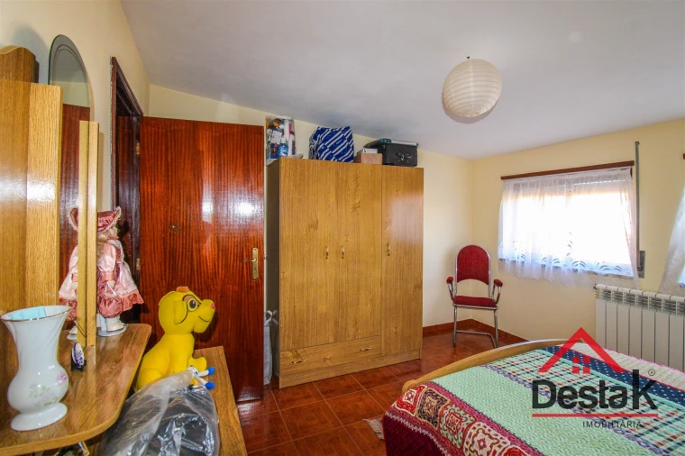 Moradia T3 para Venda em Povolide Foto 20