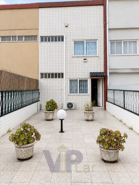 Moradia T2 para Venda em Campanhã