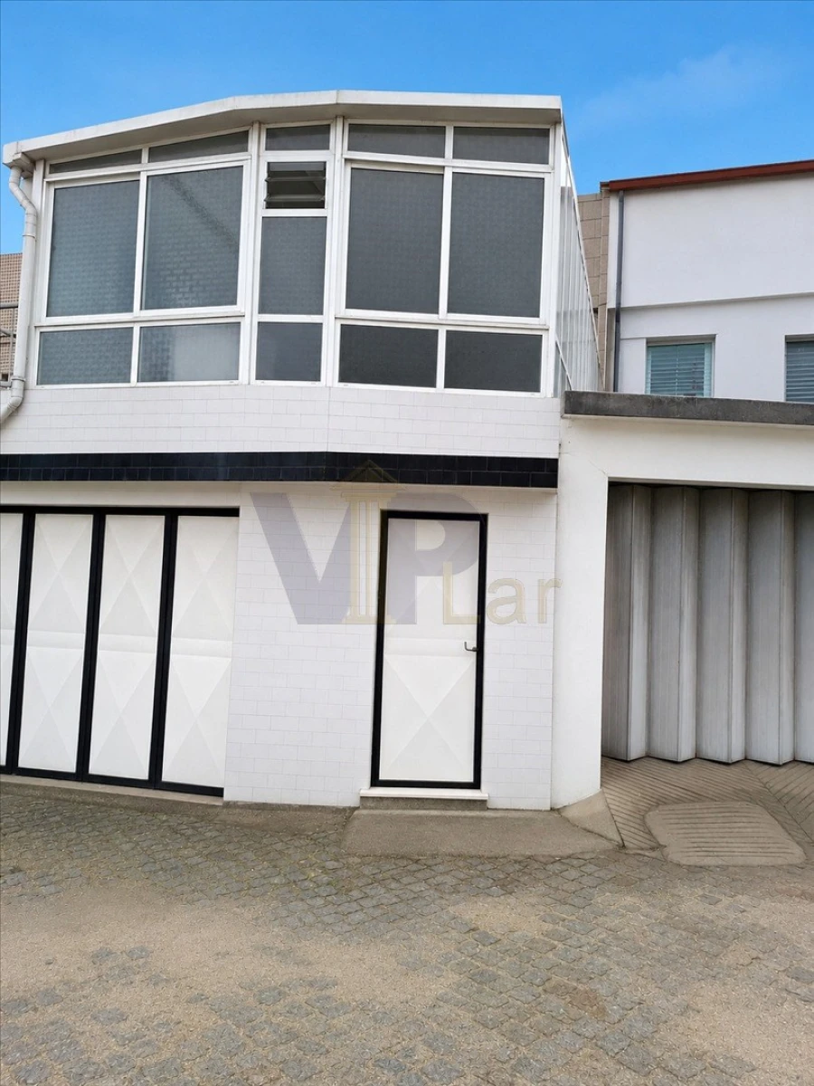 Moradia T2 para Venda em Campanhã Foto 6