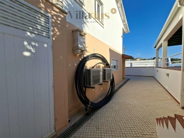 Moradia T3 para Venda em São João Baptista e Santa Maria dos Olivais