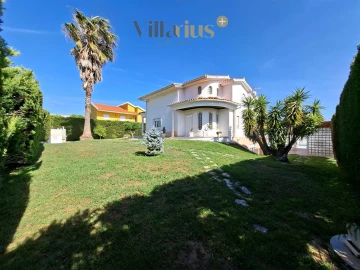 Moradia T3 para Venda em São João Baptista e Santa Maria dos Olivais