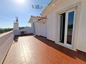 Moradia T3 para Venda em São João Baptista e Santa Maria dos Olivais