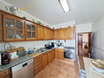 Apartamento T3 para Venda em São João Baptista e Santa Maria dos Olivais