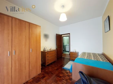 Apartamento T3 para Venda em São João Baptista e Santa Maria dos Olivais