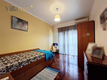 Apartamento T3 para Venda em São João Baptista e Santa Maria dos Olivais
