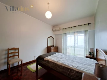 Apartamento T3 para Venda em São João Baptista e Santa Maria dos Olivais