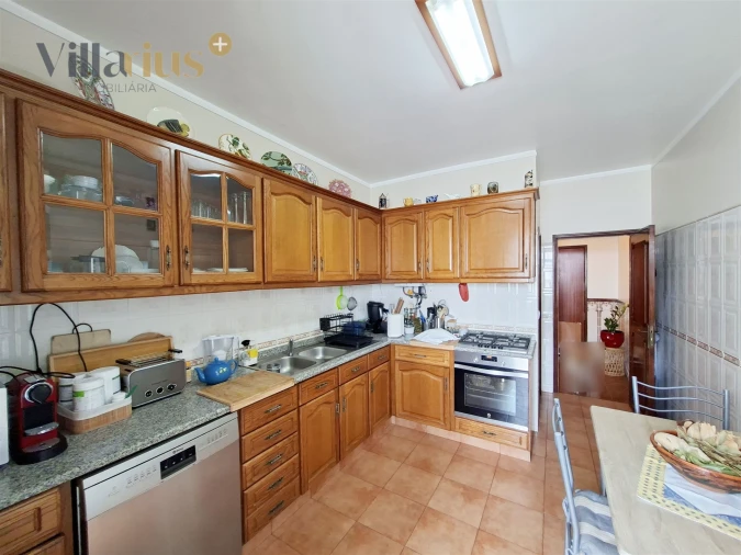 Apartamento T3 para Venda em São João Baptista e Santa Maria dos Olivais Foto 8