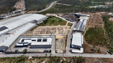 Armazém para Venda em Leiria, Pousos, Barreira e Cortes