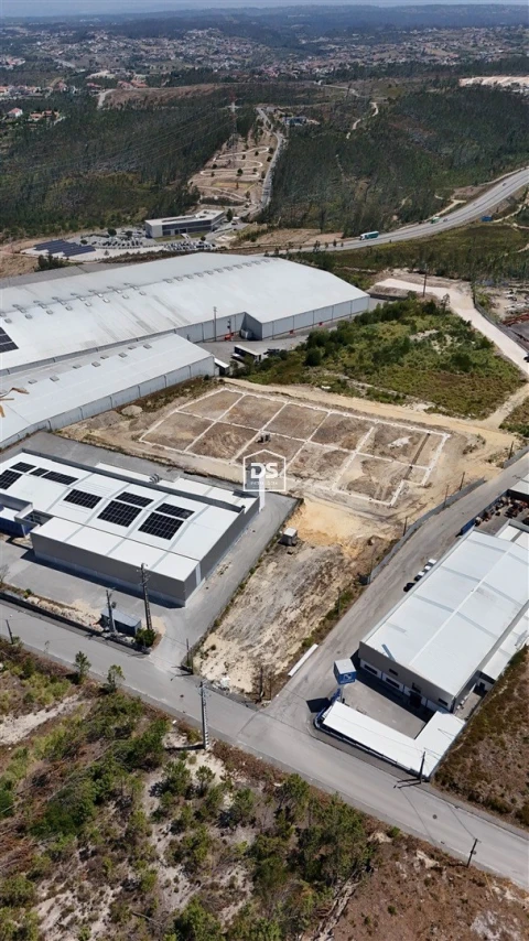 Armazém para Venda em Leiria, Pousos, Barreira e Cortes