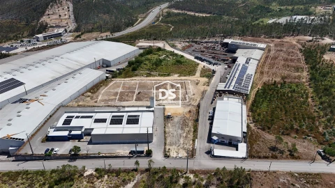 Armazém para Venda em Leiria, Pousos, Barreira e Cortes