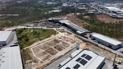 Armazém para Venda em Leiria, Pousos, Barreira e Cortes